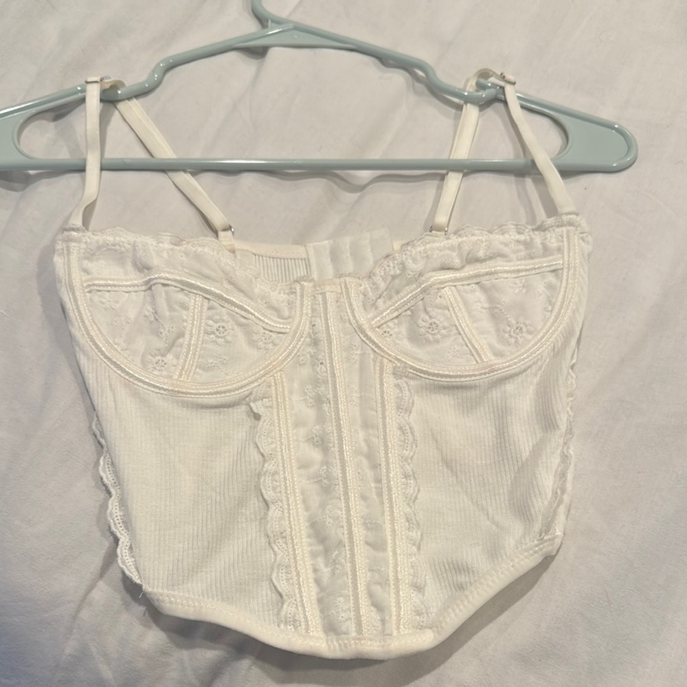 La Hearts White Lace Bra with Corset Design